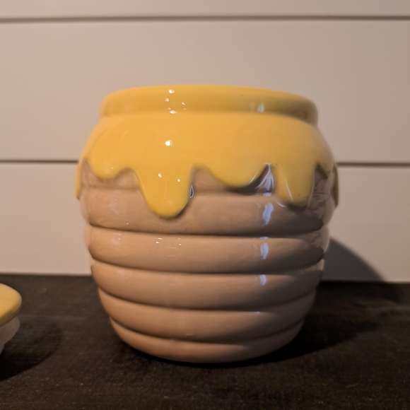 Winnie the pooh Hunny Pot with Lid - Picture 6 of 7